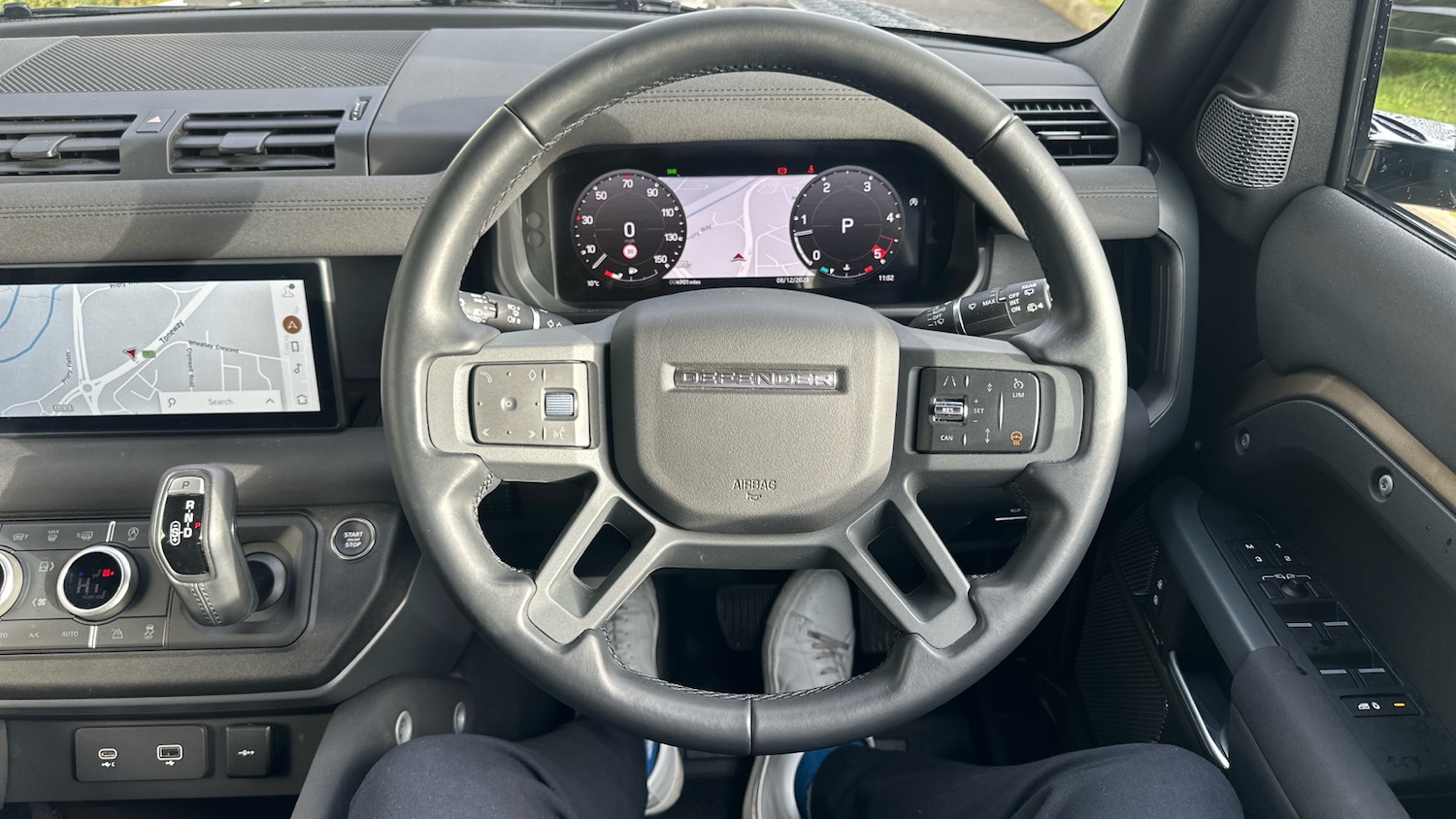 Used Land Rover Defender 2022 for sale - 76750391: Photo 32