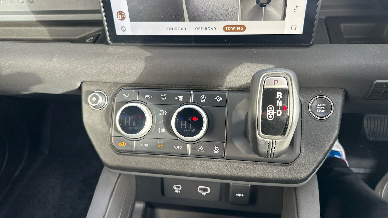 Used Land Rover Defender 2022 for sale - 76750391: Photo 45