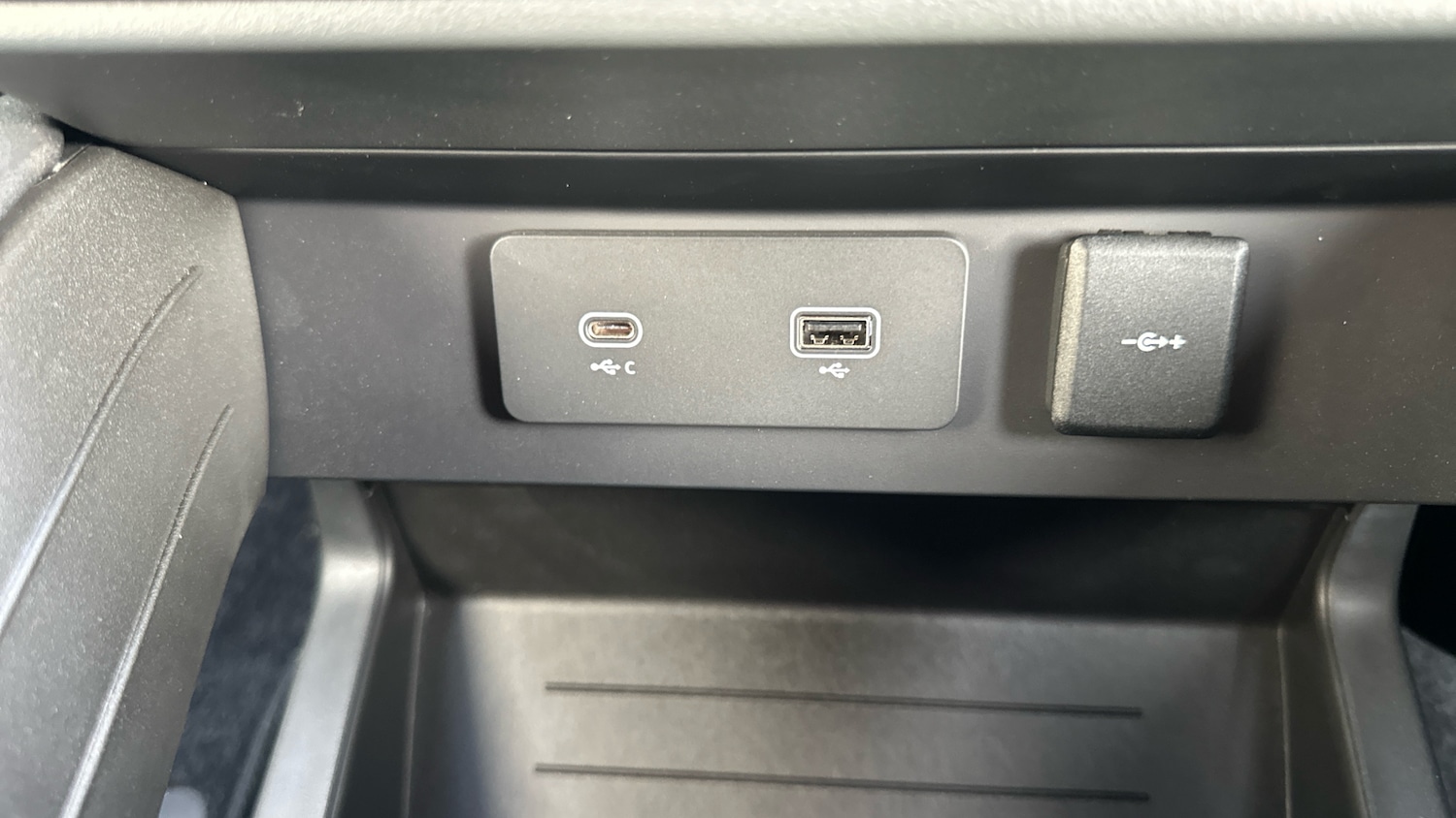 Used Land Rover Defender 2022 for sale - 76750391: Photo 46