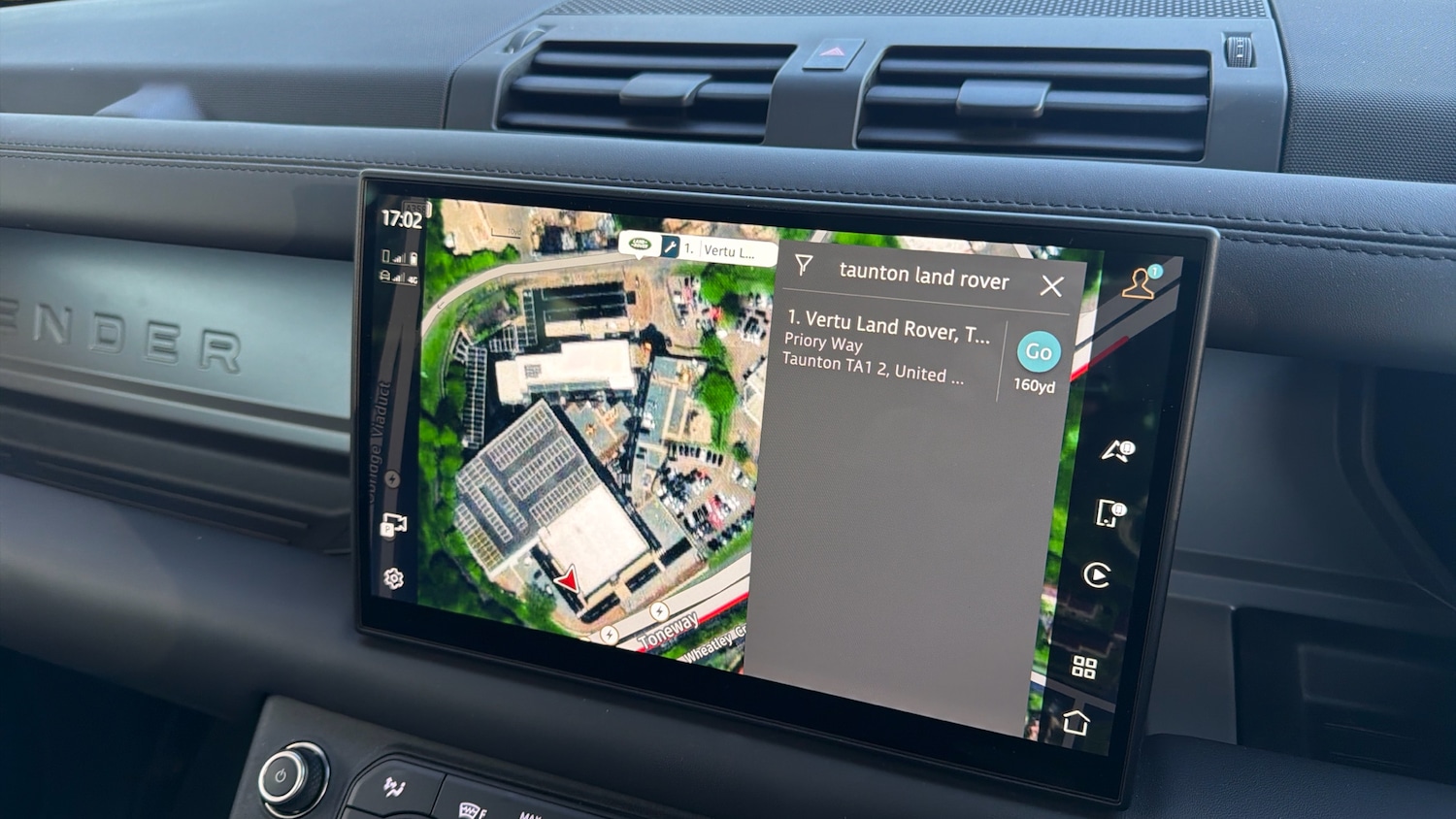 Used Land Rover Defender 2025 for sale - 76426283: Photo 11