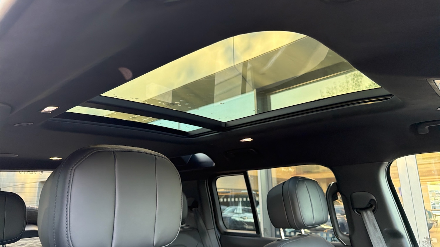 Used Land Rover Defender 2025 for sale - 76426283: Photo 21