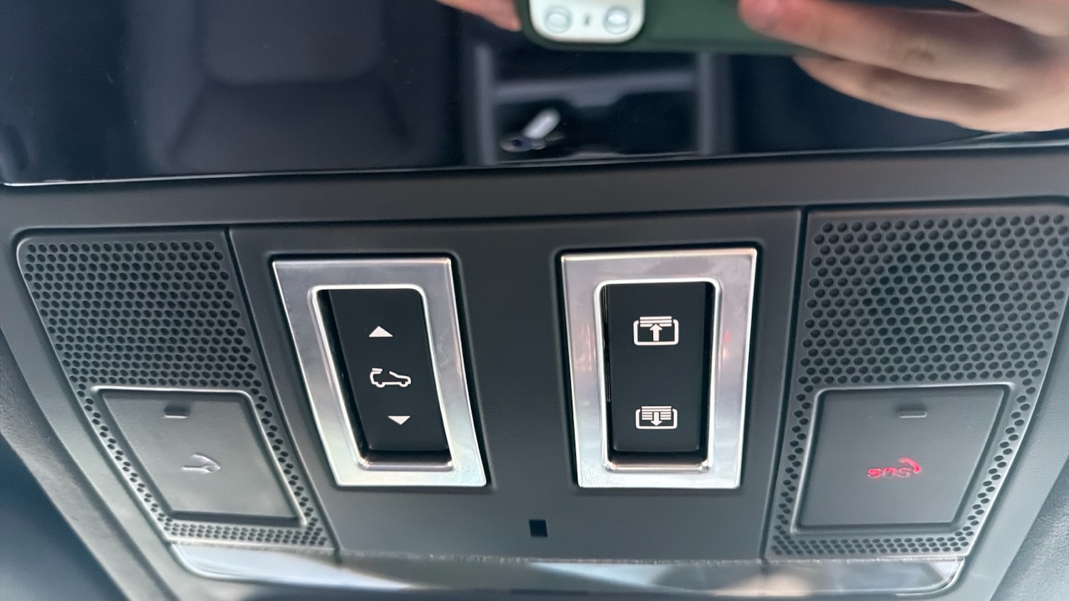 Used Land Rover Defender 2025 for sale - 76426283: Photo 40