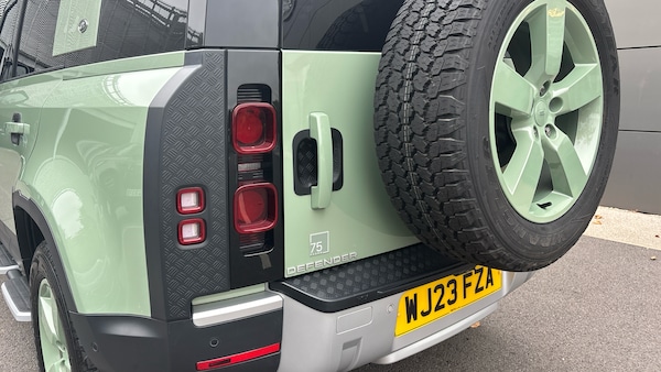 Used Land Rover Defender 2023 for sale - 76232215: Photo 19