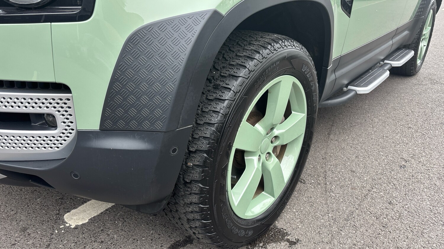 Used Land Rover Defender 2023 for sale - 76232215: Photo 36