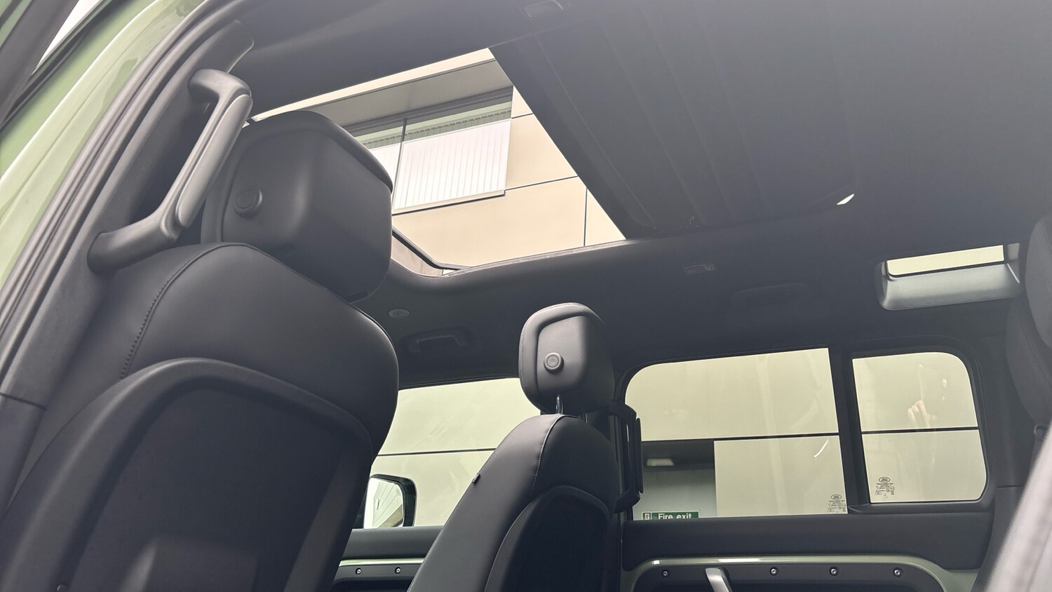 Used Land Rover Defender 2023 for sale - 76232215: Photo 39