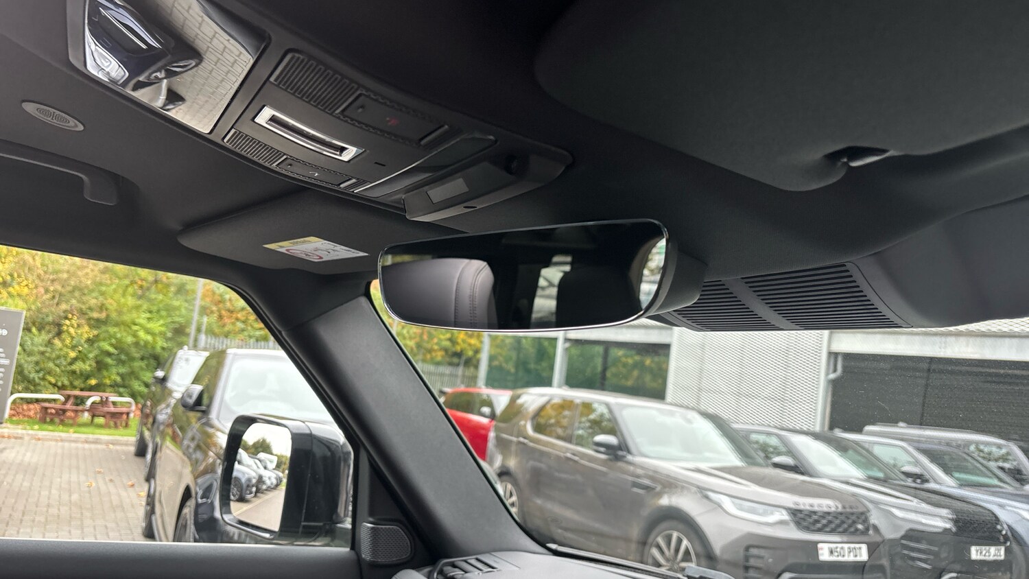 Used Land Rover Defender 2023 for sale - 76232215: Photo 44