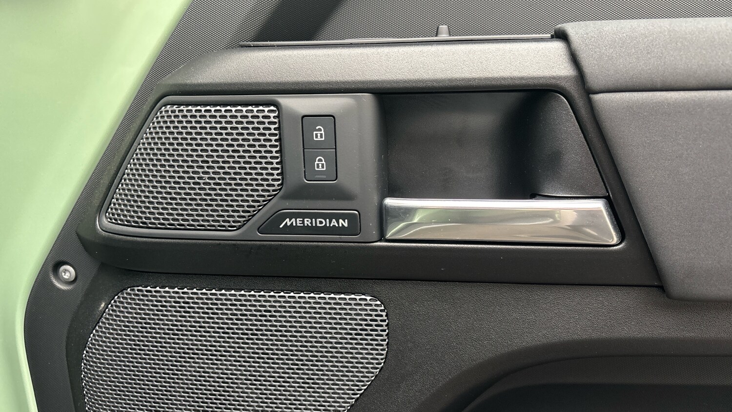 Used Land Rover Defender 2023 for sale - 76232215: Photo 49