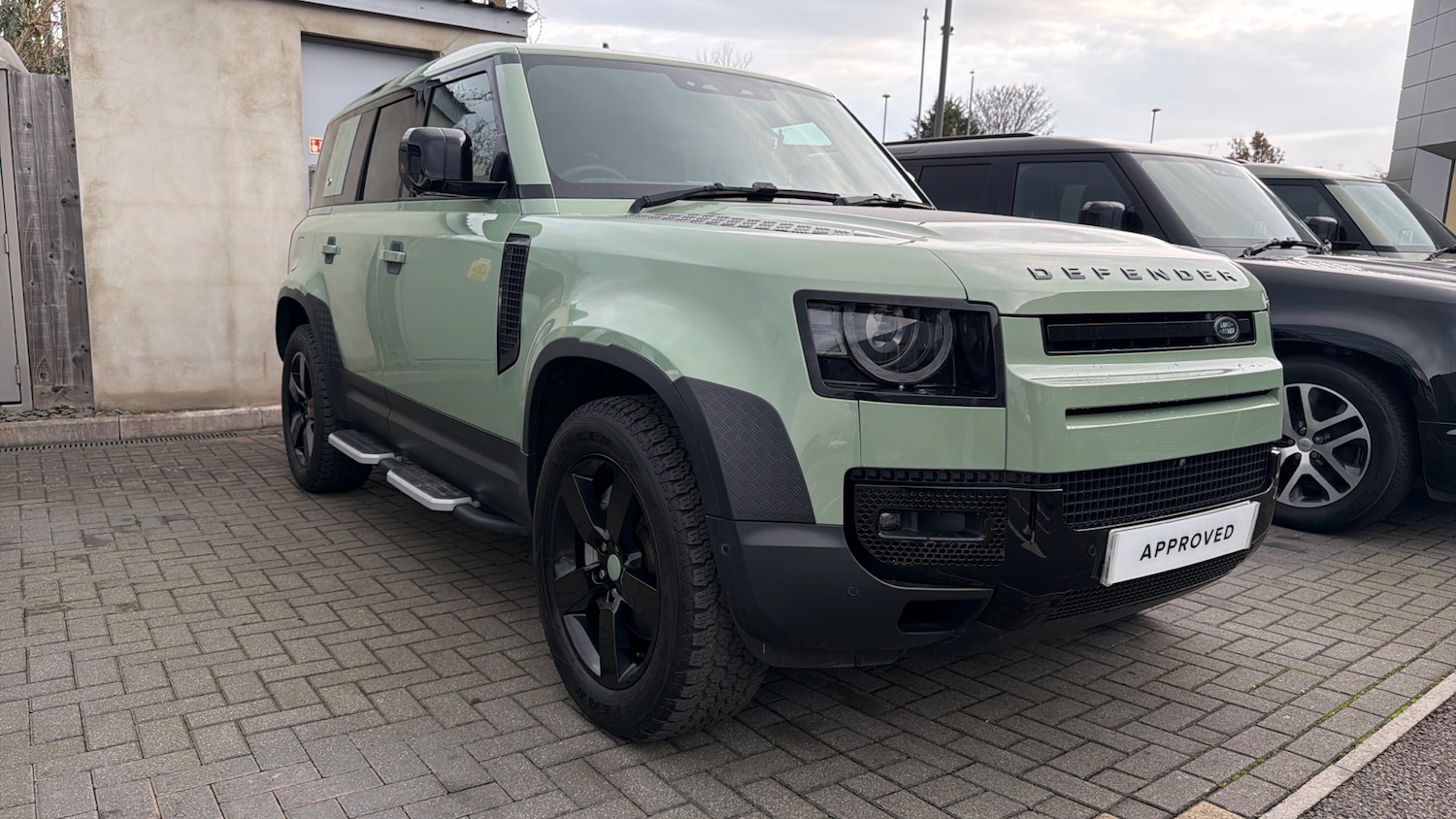 Used Land Rover Defender 2023 for sale - 76232215: Photo 62