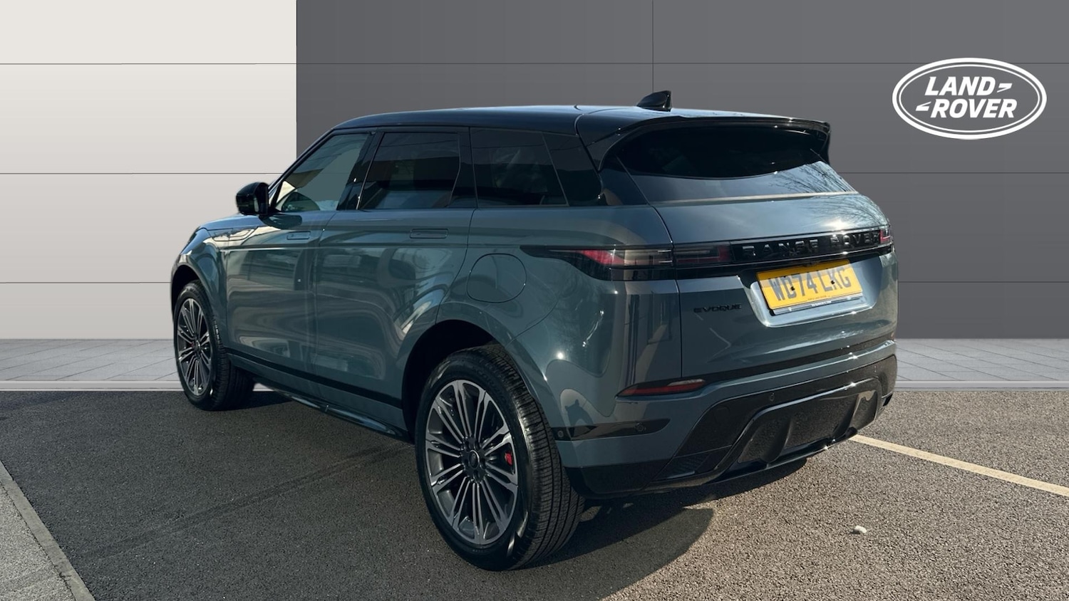 Used Land Rover Range Rover Evoque 2024 for sale - 77990496: Photo 2