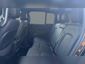 Used Land Rover Defender 2025 for sale - 76343886: Photo