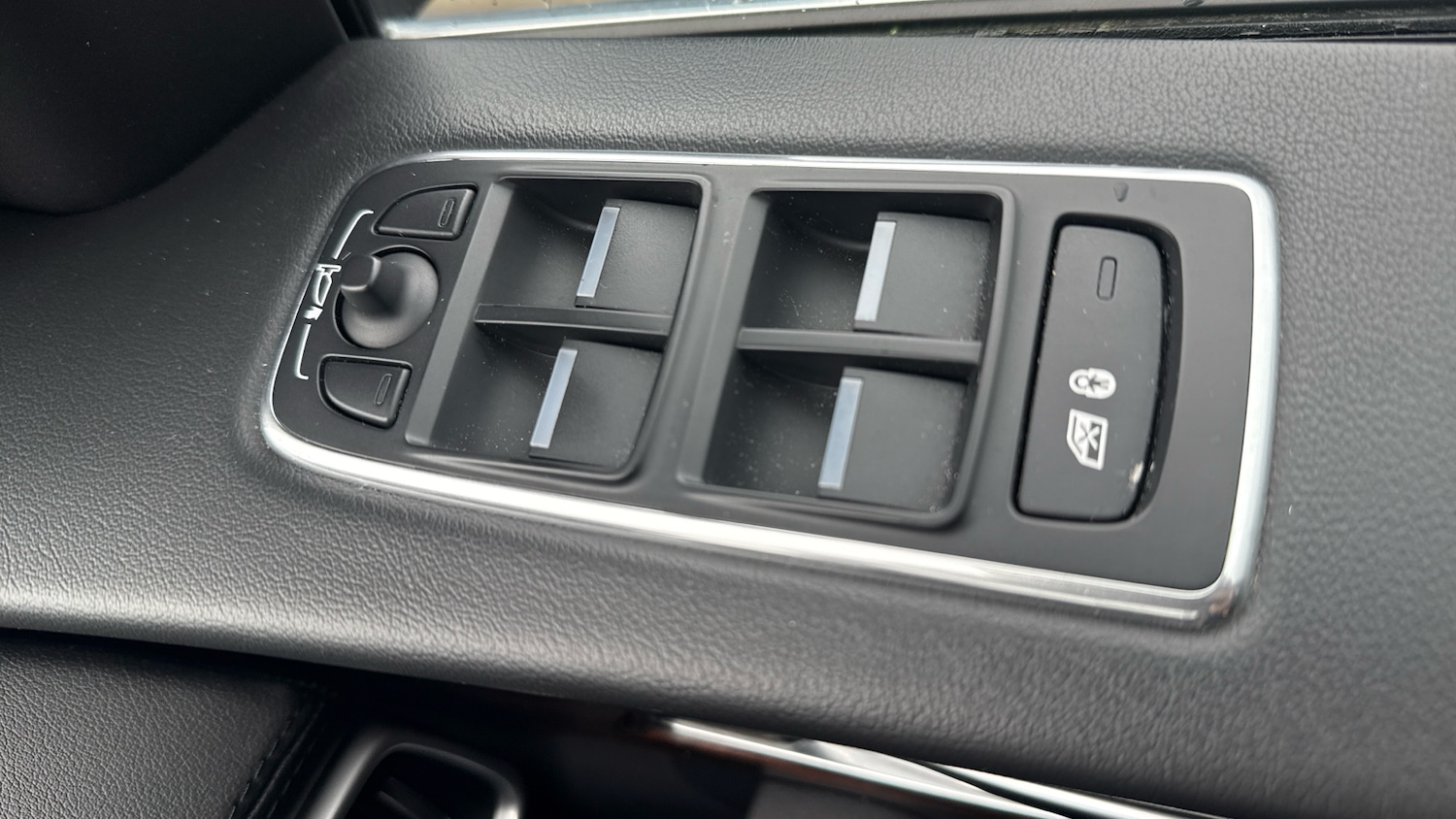 Used Jaguar F-Pace 2016 for sale - 76652218: Photo 30