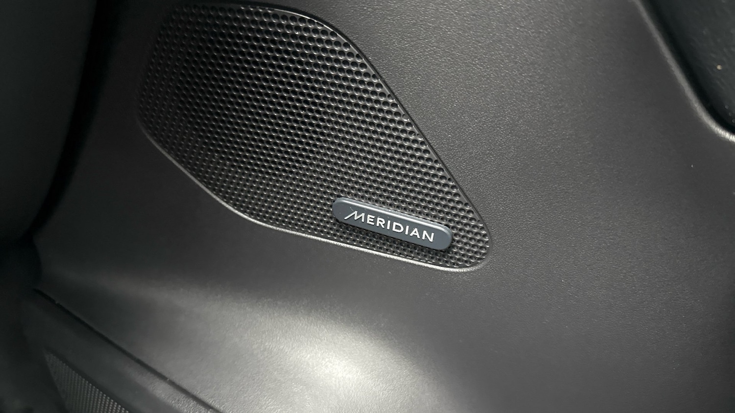 Used Jaguar F-Pace 2016 for sale - 76652218: Photo 37