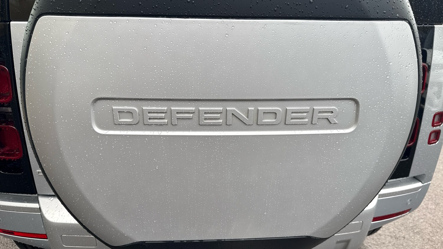 Used Land Rover Defender 2022 for sale - 76530889: Photo 23