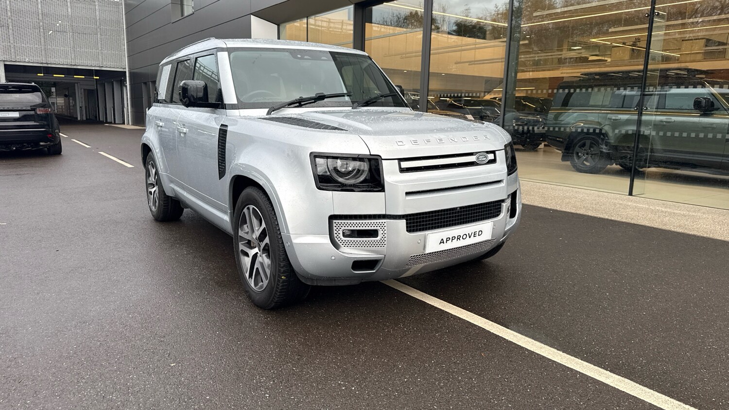 Used Land Rover Defender 2022 for sale - 76530889: Photo 29