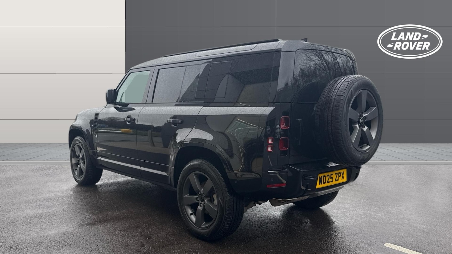 Used Land Rover Defender 2025 for sale - 77375790: Photo 2