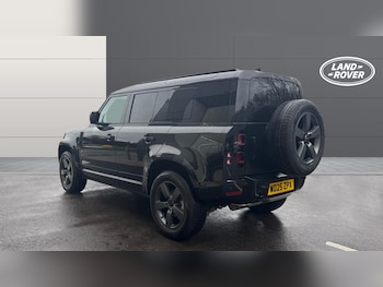 Used Land Rover Defender 2025 for sale - 77375790: Photo