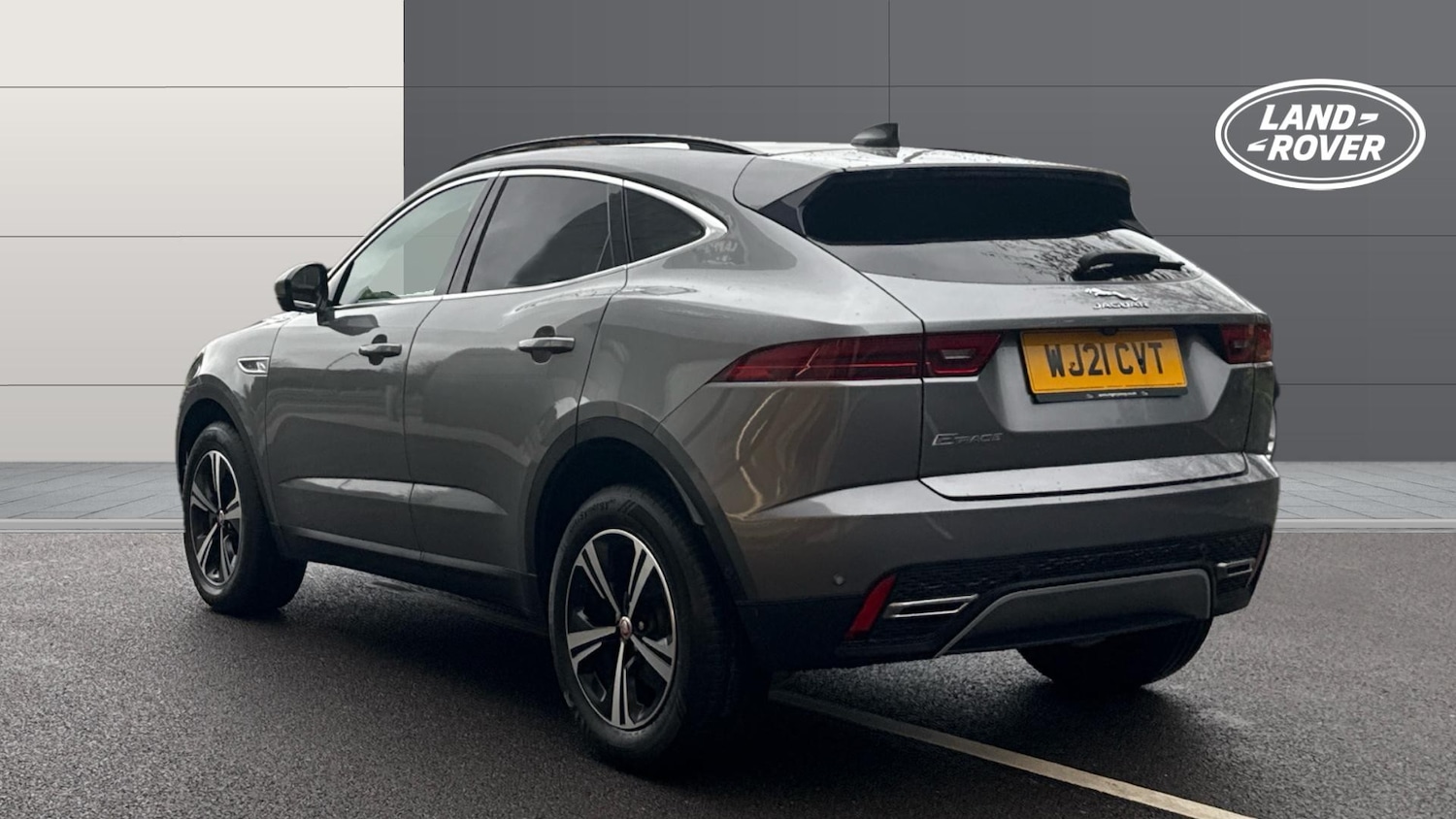Used Jaguar E-Pace 2021 for sale - 76554137: Photo 2