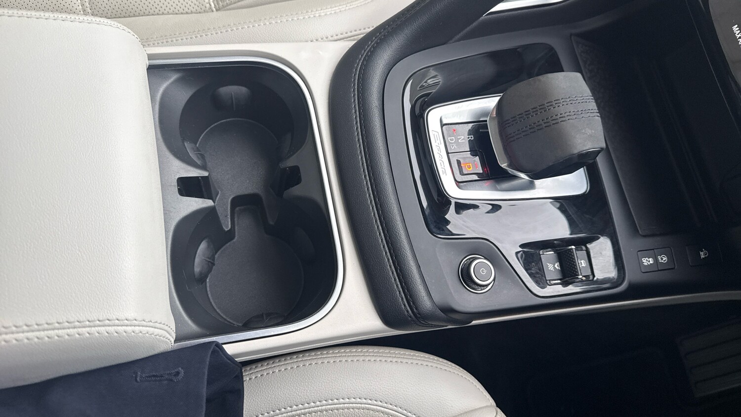 Used Jaguar E-Pace 2021 for sale - 76554137: Photo 34