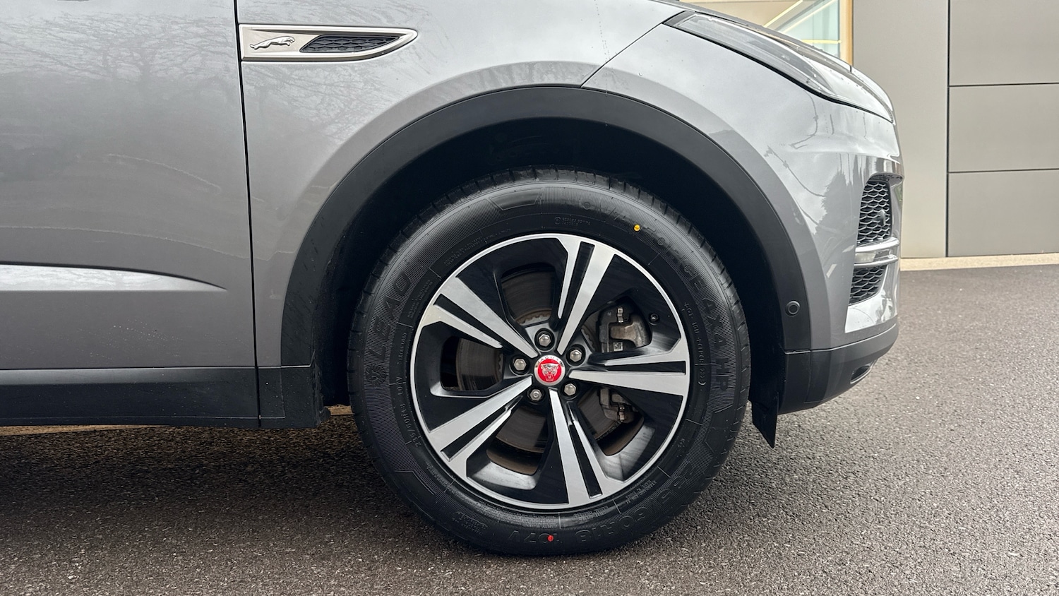 Used Jaguar E-Pace 2021 for sale - 76554137: Photo 8