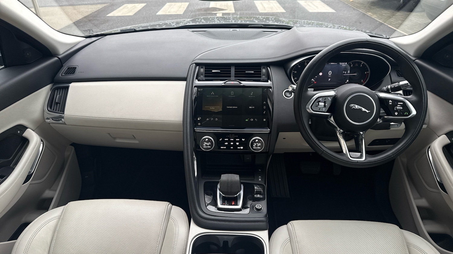 Used Jaguar E-Pace 2021 for sale - 76554137: Photo 9