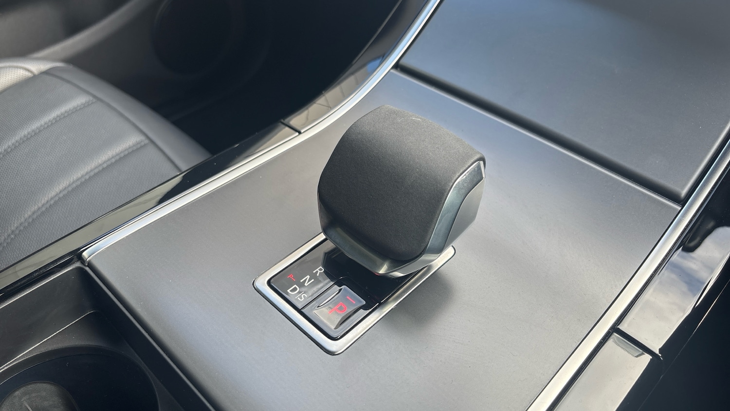 Used Land Rover Range Rover Evoque 2025 for sale - 77262176: Photo 13