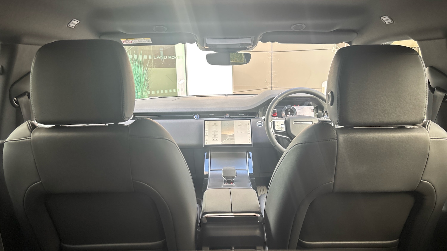 Used Land Rover Range Rover Evoque 2025 for sale - 77262176: Photo 32