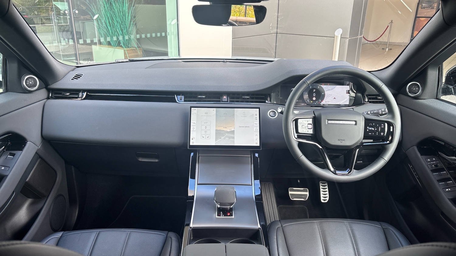 Used Land Rover Range Rover Evoque 2025 for sale - 77262176: Photo 9