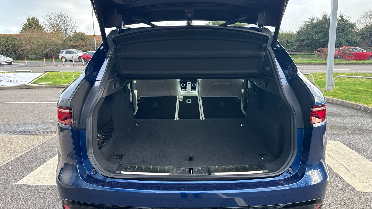 Used Jaguar F-Pace 2022 for sale - 77746547: Photo 10