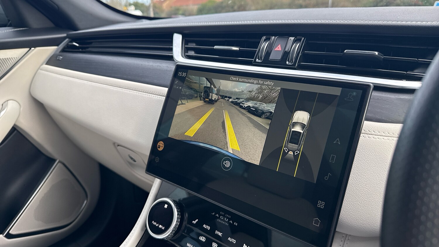 Used Jaguar F-Pace 2022 for sale - 77746547: Photo 12