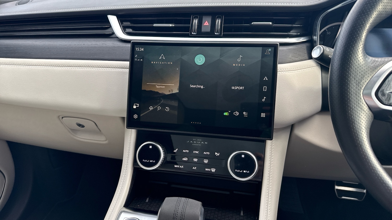 Used Jaguar F-Pace 2022 for sale - 77746547: Photo 14