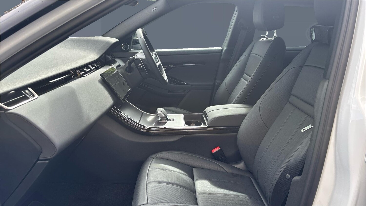 Used Land Rover Range Rover Evoque 2025 for sale - 75773674: Photo 3