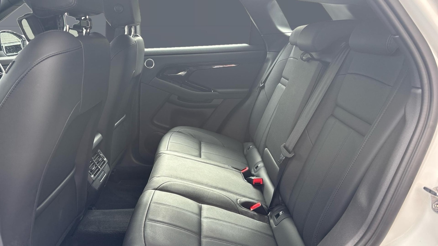 Used Land Rover Range Rover Evoque 2025 for sale - 75773674: Photo 4