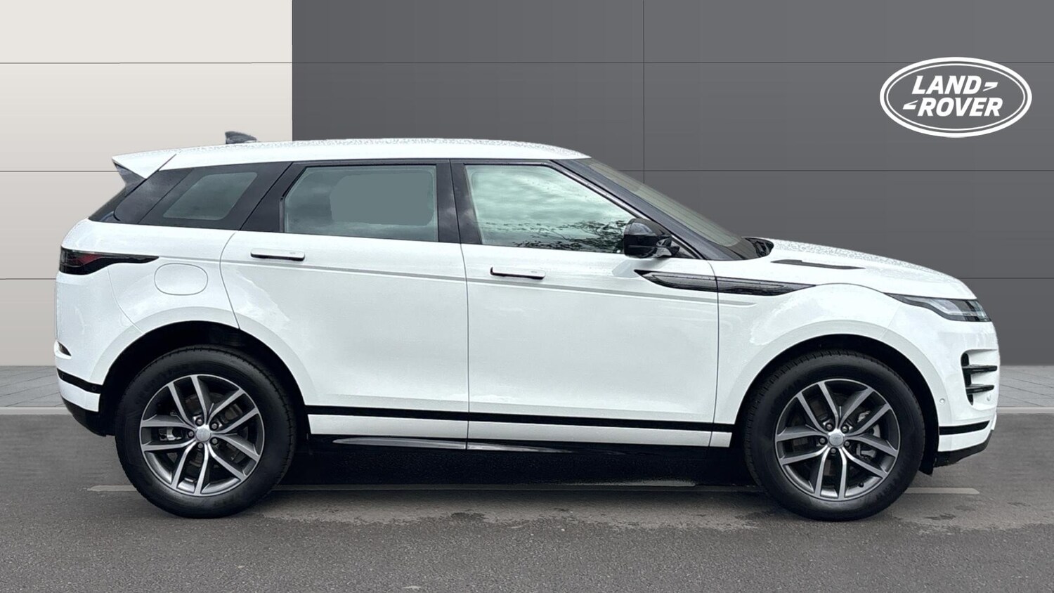 Used Land Rover Range Rover Evoque 2025 for sale - 75773674: Photo 5