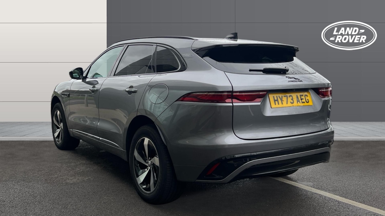 Used Jaguar F-Pace 2023 for sale - 77420867: Photo 2
