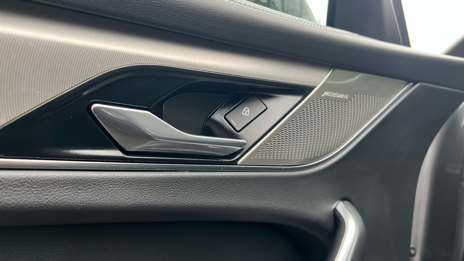 Used Jaguar F-Pace 2023 for sale - 77420867: Photo 30