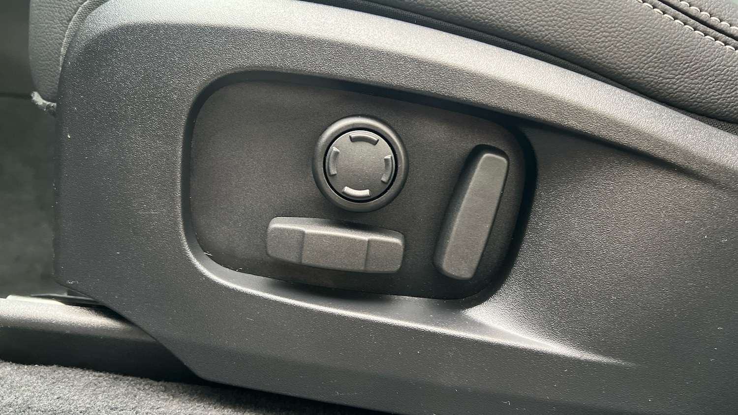 Used Jaguar F-Pace 2023 for sale - 77420867: Photo 31