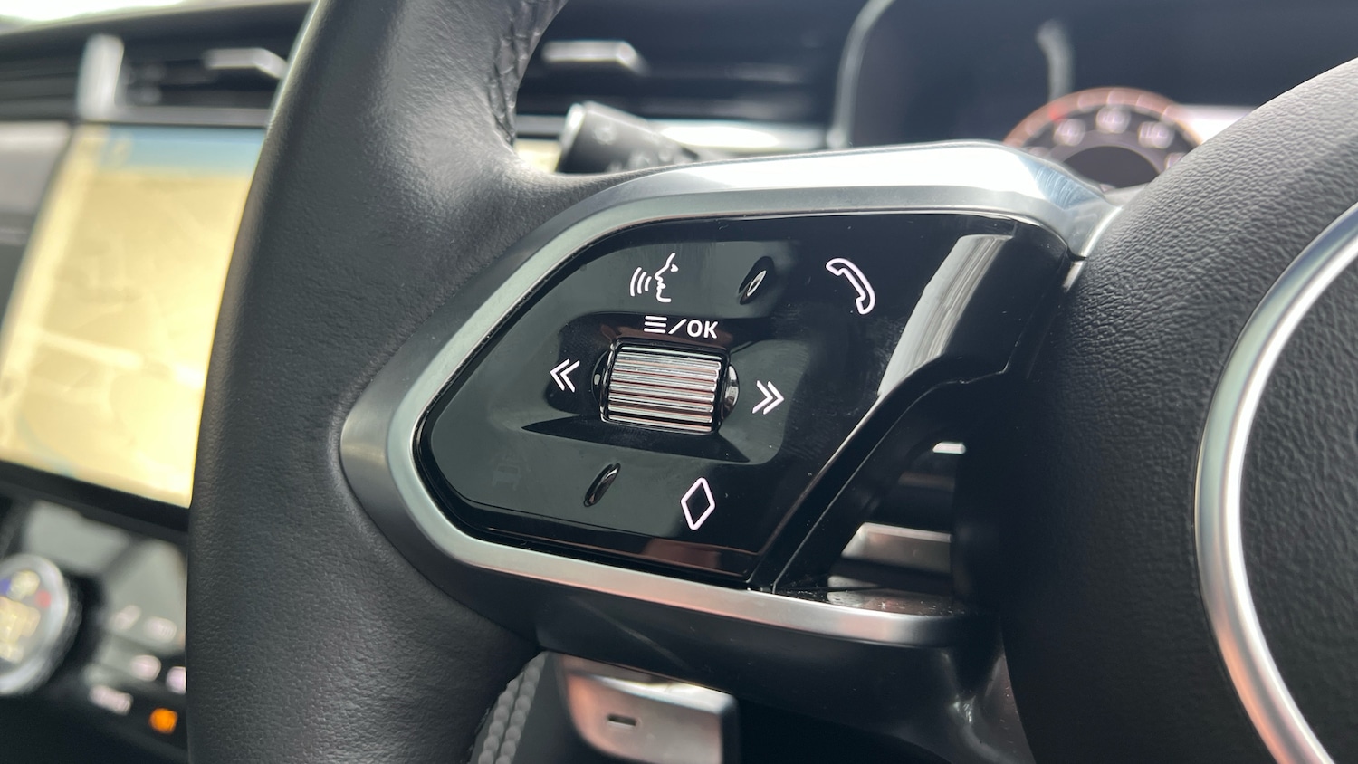 Used Jaguar F-Pace 2023 for sale - 77420867: Photo 39