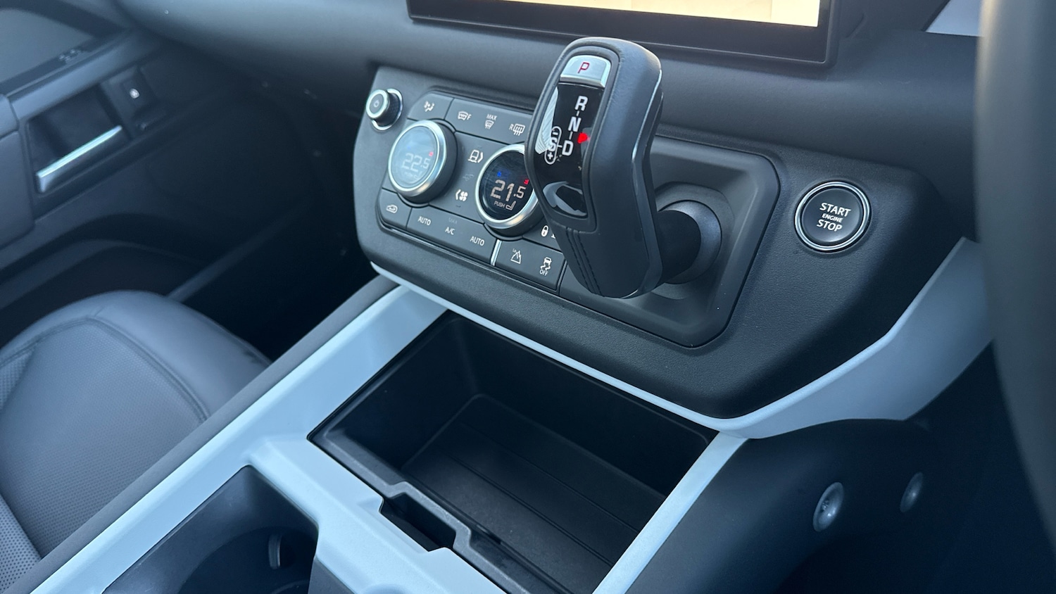 Used Land Rover Defender 2025 for sale - 76573819: Photo 13