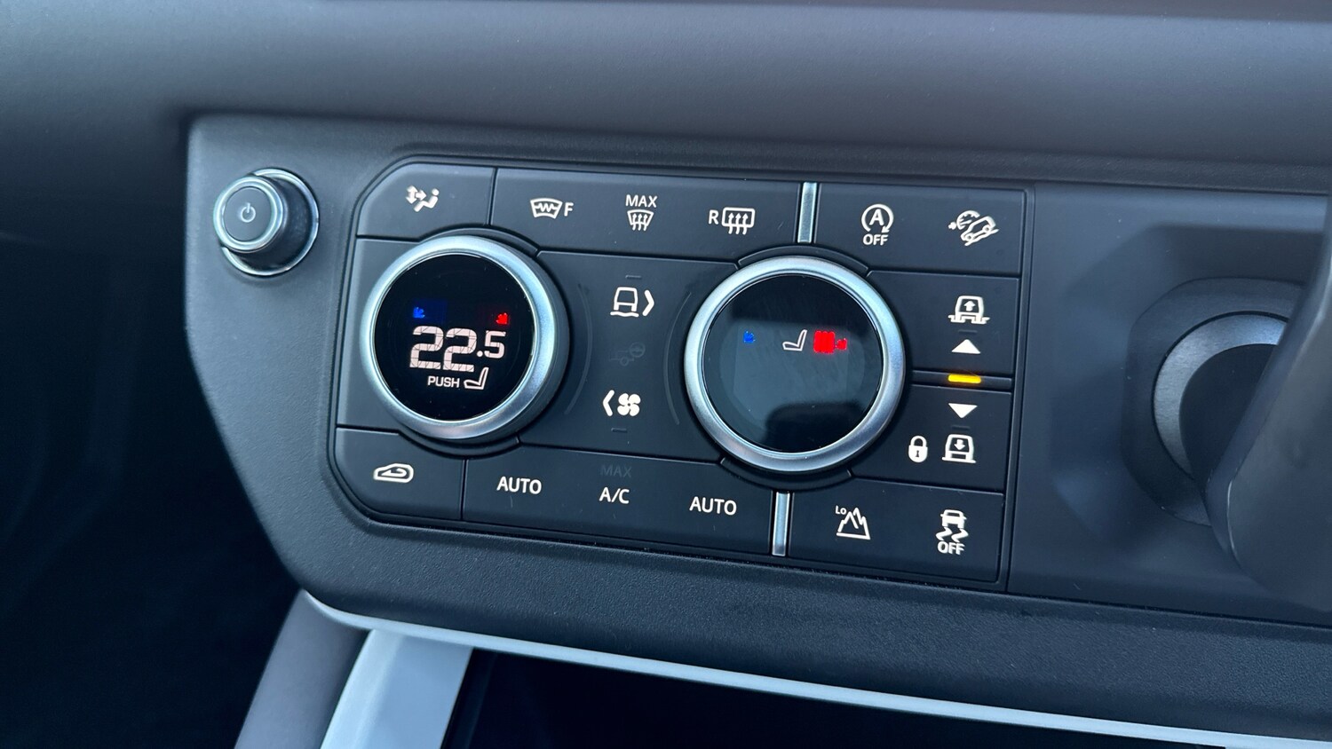 Used Land Rover Defender 2025 for sale - 76573819: Photo 22