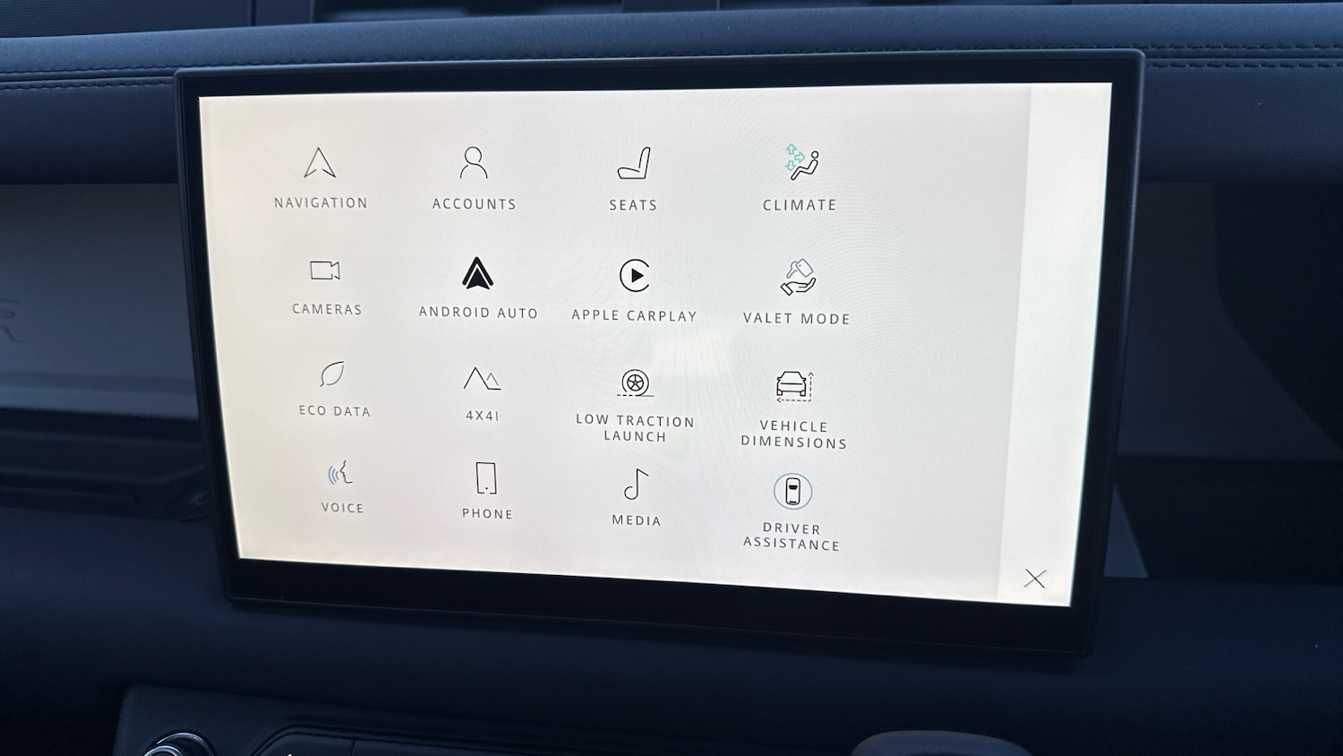 Used Land Rover Defender 2025 for sale - 76573819: Photo 26