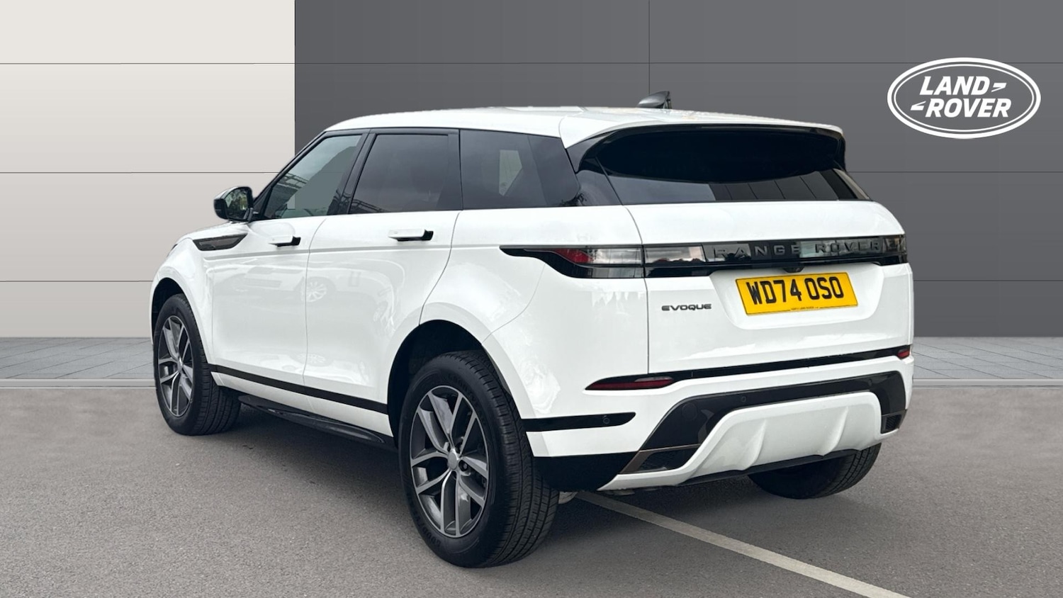 Used Land Rover Range Rover Evoque 2025 for sale - 76578054: Photo 2