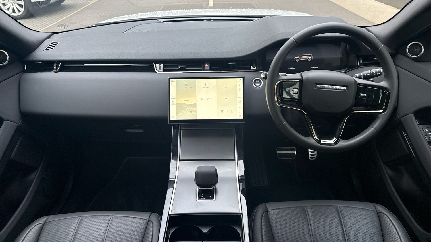 Used Land Rover Range Rover Evoque 2025 for sale - 76578054: Photo 9