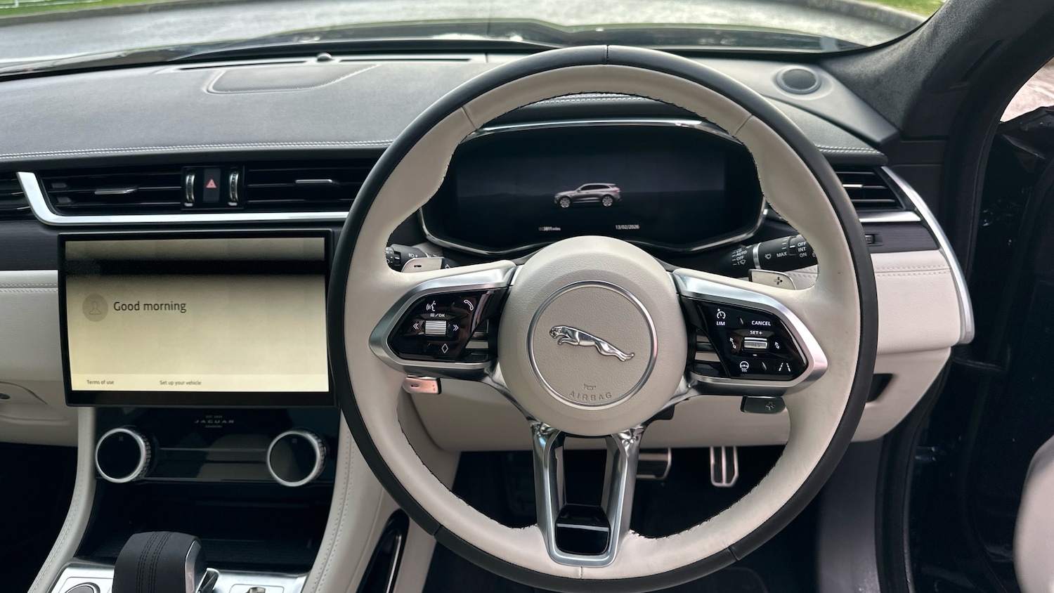 Used Jaguar F-Pace 2023 for sale - 77640467: Photo 15