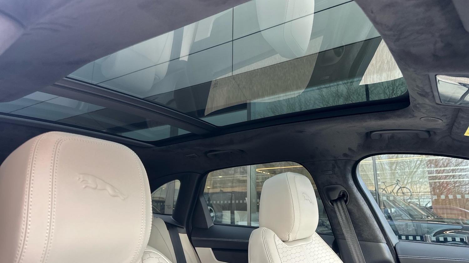 Used Jaguar F-Pace 2023 for sale - 77640467: Photo 24