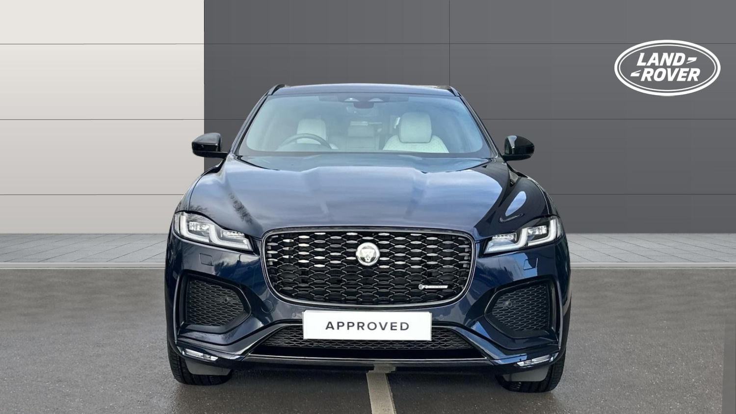 Used Jaguar F-Pace 2023 for sale - 77640467: Photo 7
