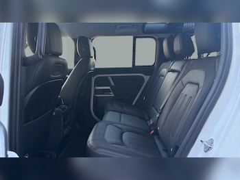 Used Land Rover Defender 2022 for sale - 78669378: Photo