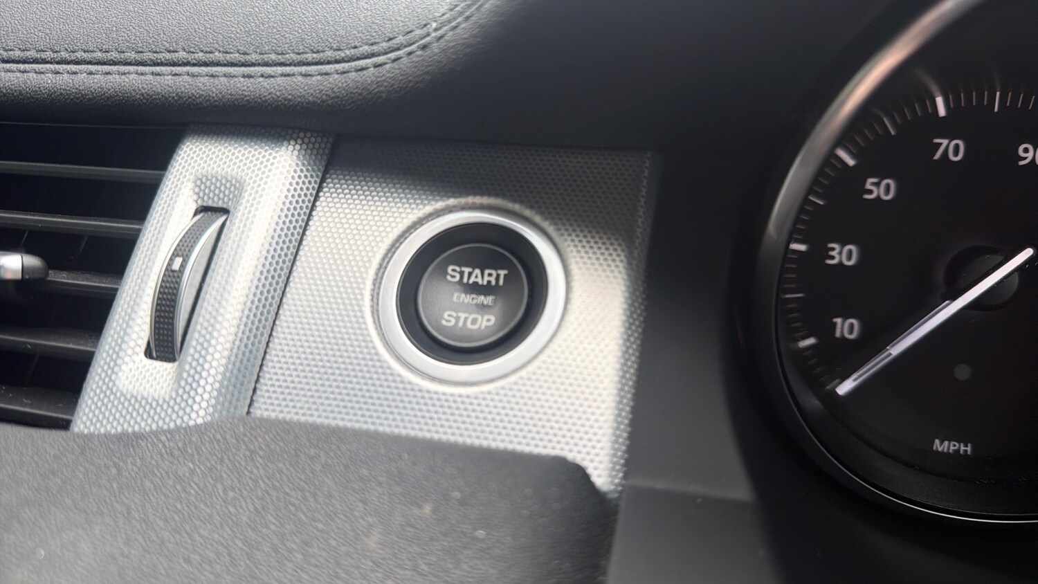 Used Land Rover Range Rover Evoque 2018 for sale - 77701219: Photo 31