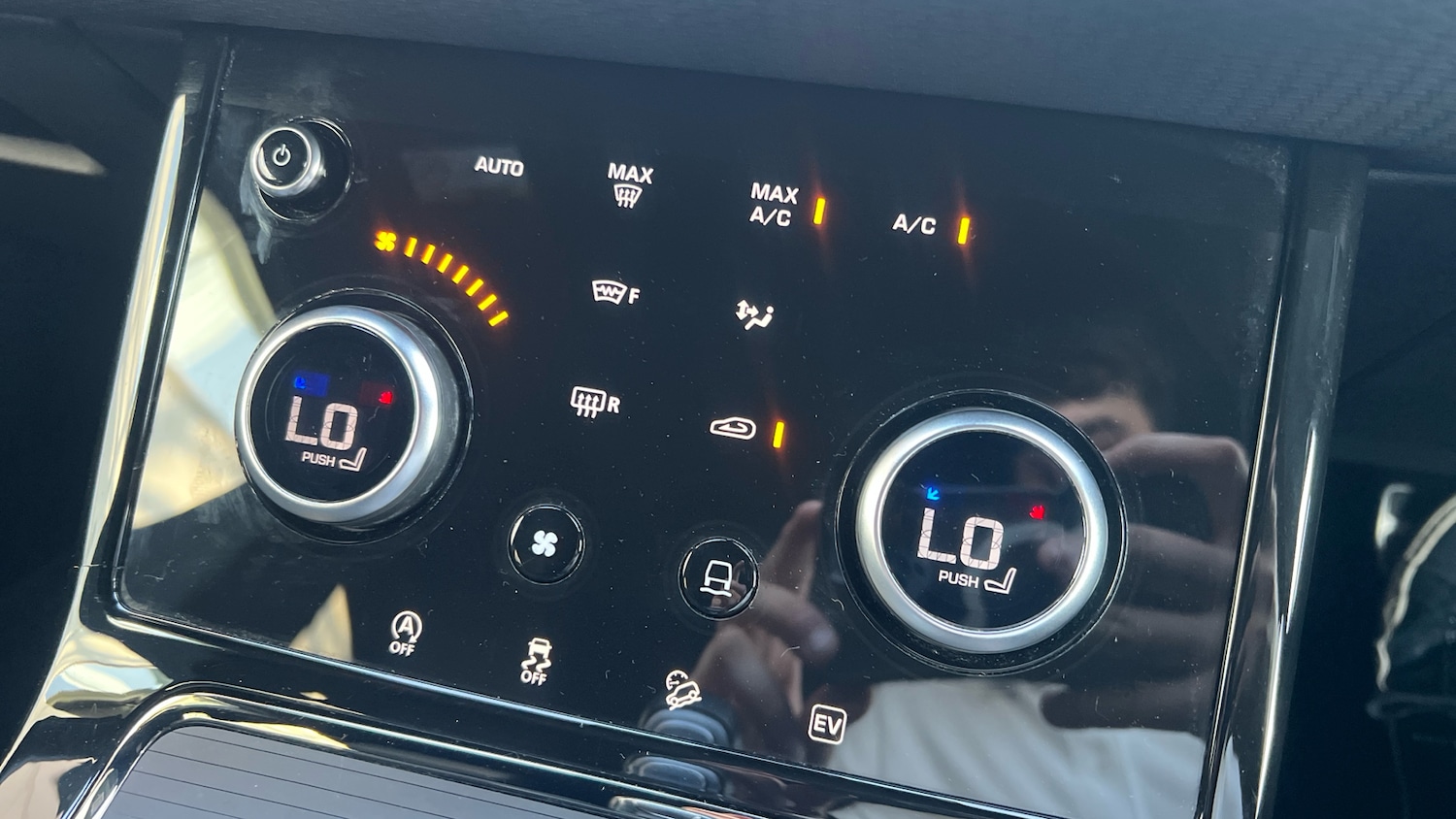 Used Land Rover Range Rover Evoque 2021 for sale - 76681580: Photo 29