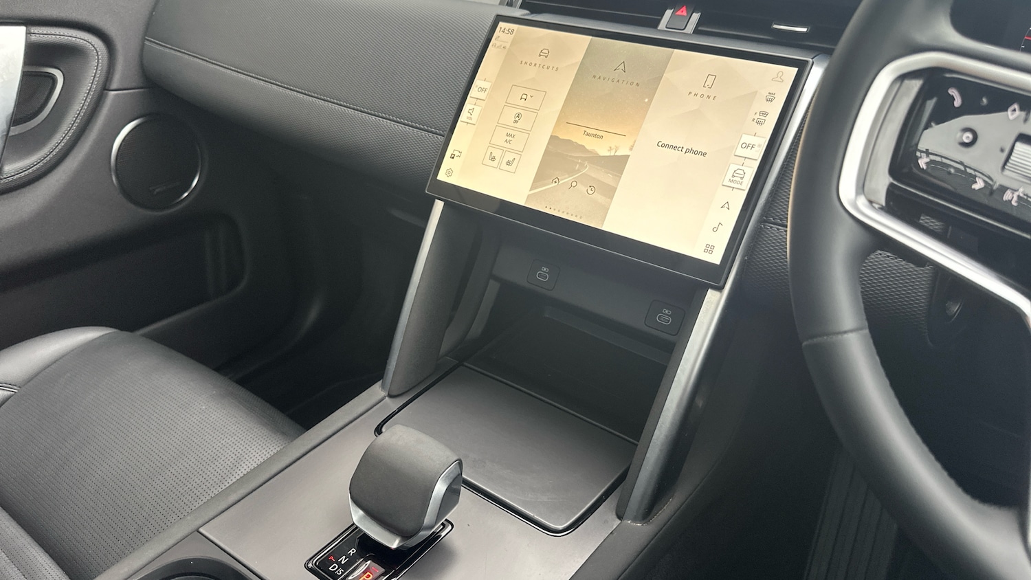 Used Land Rover Discovery Sport 2024 for sale - 77932505: Photo 14