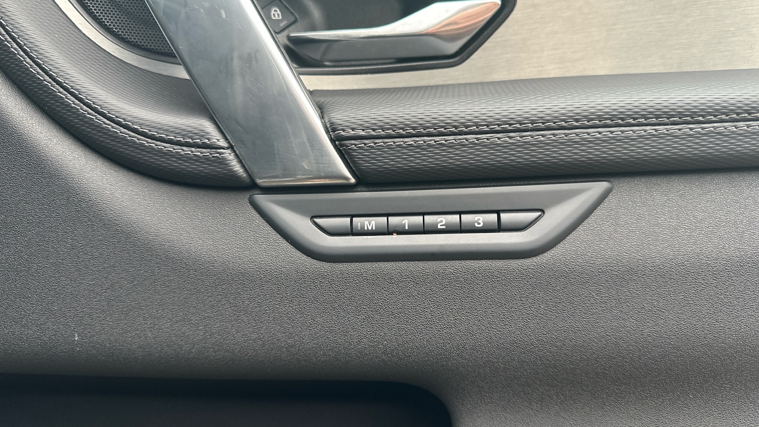 Used Land Rover Discovery Sport 2024 for sale - 77932505: Photo 30